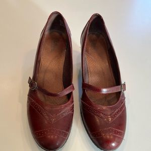 Clarks Size 11 Mary Jane Heels